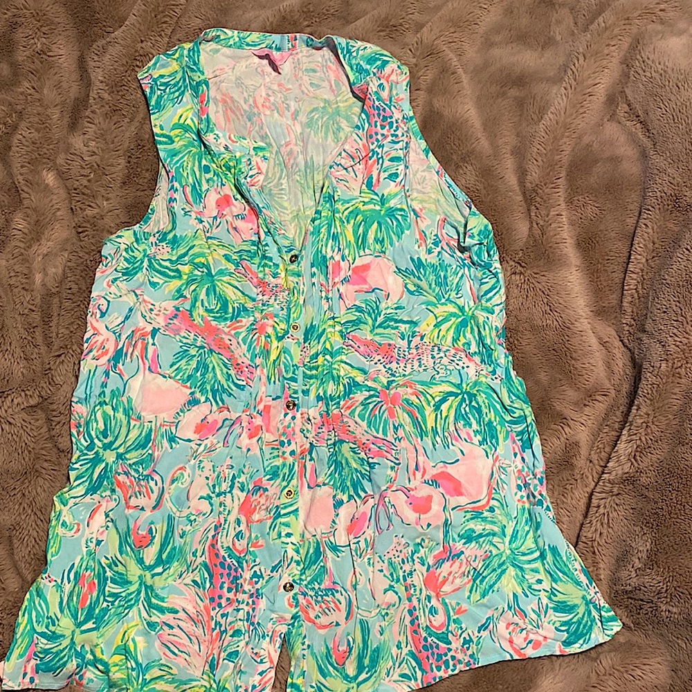 Lilly Pulitzer L EEUC pintucked button up tunic flamingo elephant giraffe